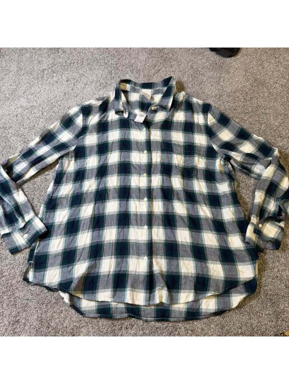 GAP Women’s The Easy Shirt Plaid Button Down Green White Size XL NWT